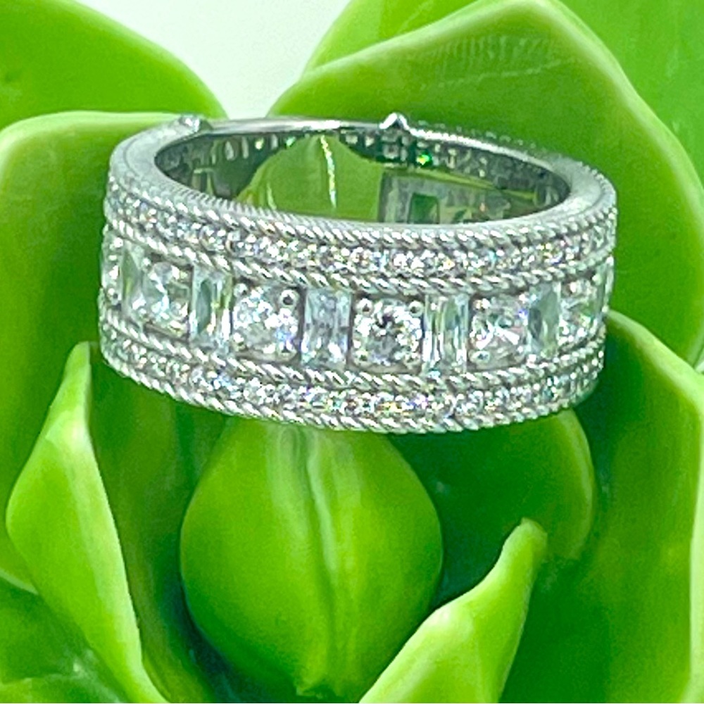Diamonique Mixed Cuts Band Ring Size 8 NIB
